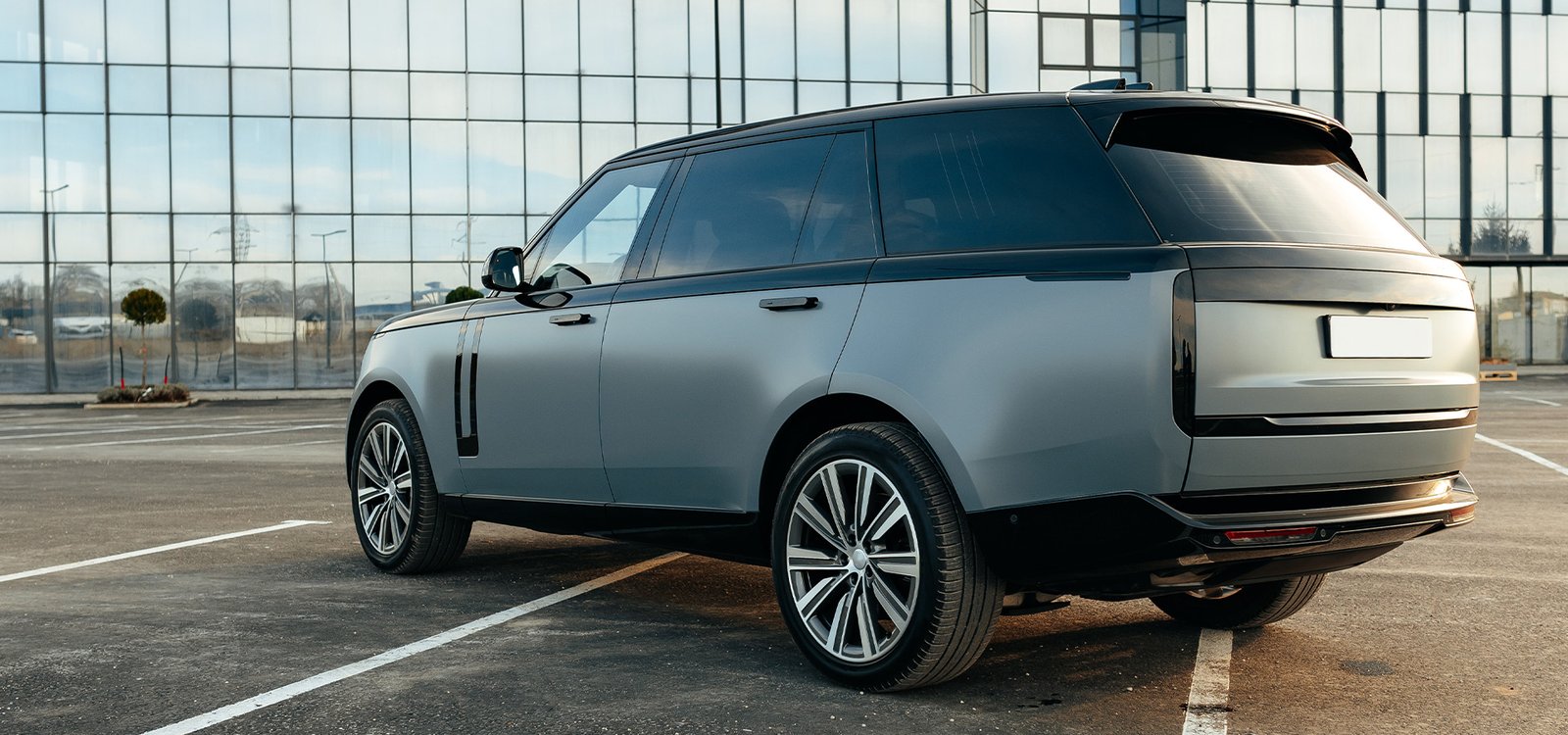 Στάθμευσε άνετα, απόλαυσε ξέγνοιαστα!